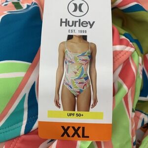 New With Tags Hurley  Women's One piece Swimsuit UPF 50+ XXL Tropical  Leaf Pink